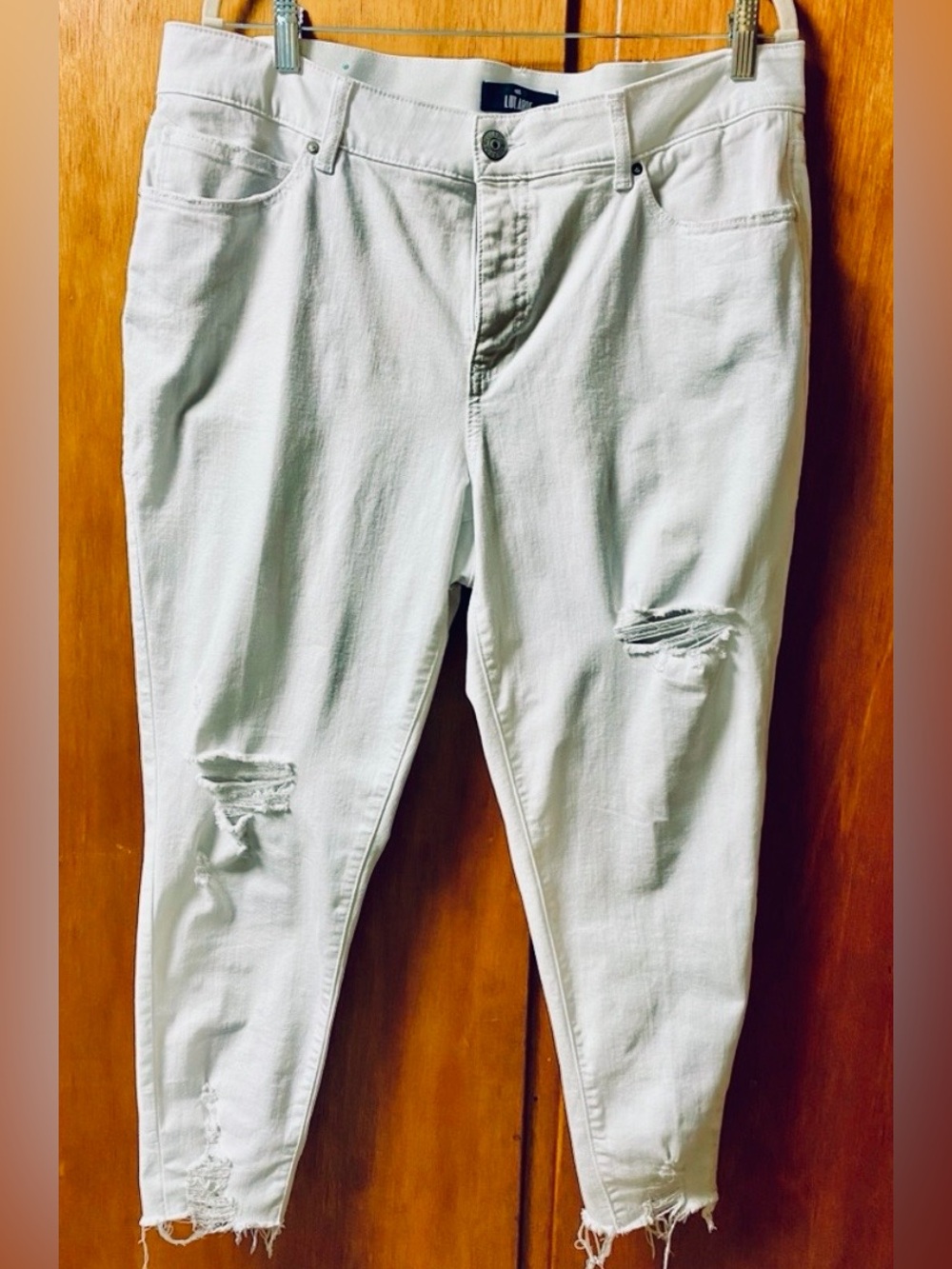 LuLaRoe Solid White Distressed Denim Jeans NWOT